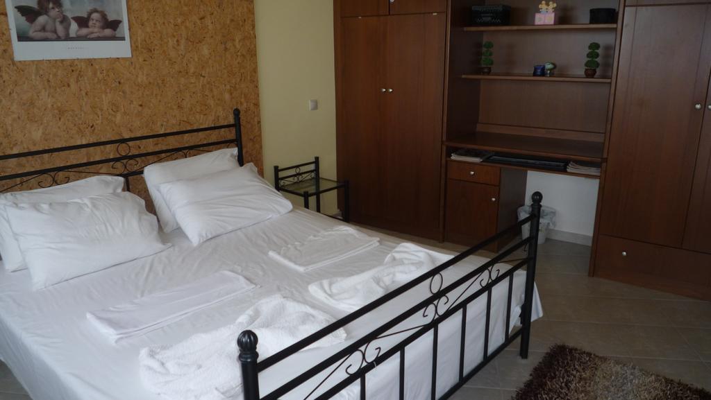 Hostel Stylianos Kissamos Exterior photo